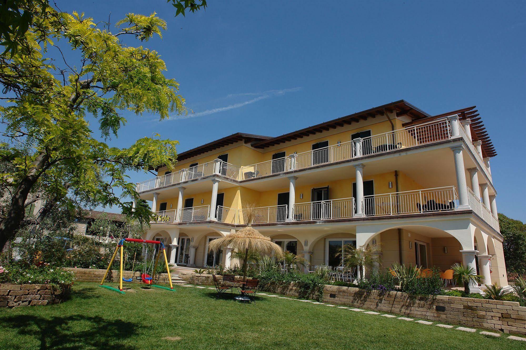 Hotel Splendid Sole Manerba del Garda Eksteriør bilde